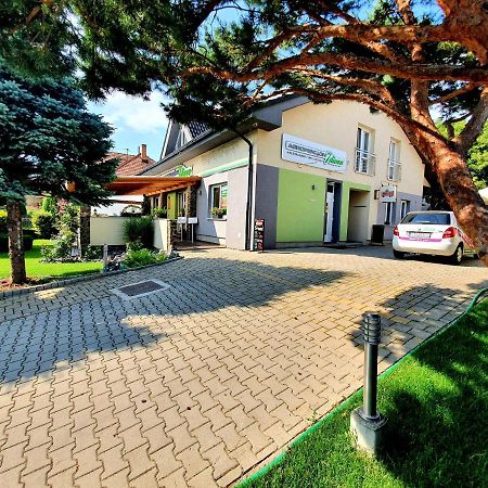 Agropenzion 7Divov Hotel Dolna Krupa Exterior foto